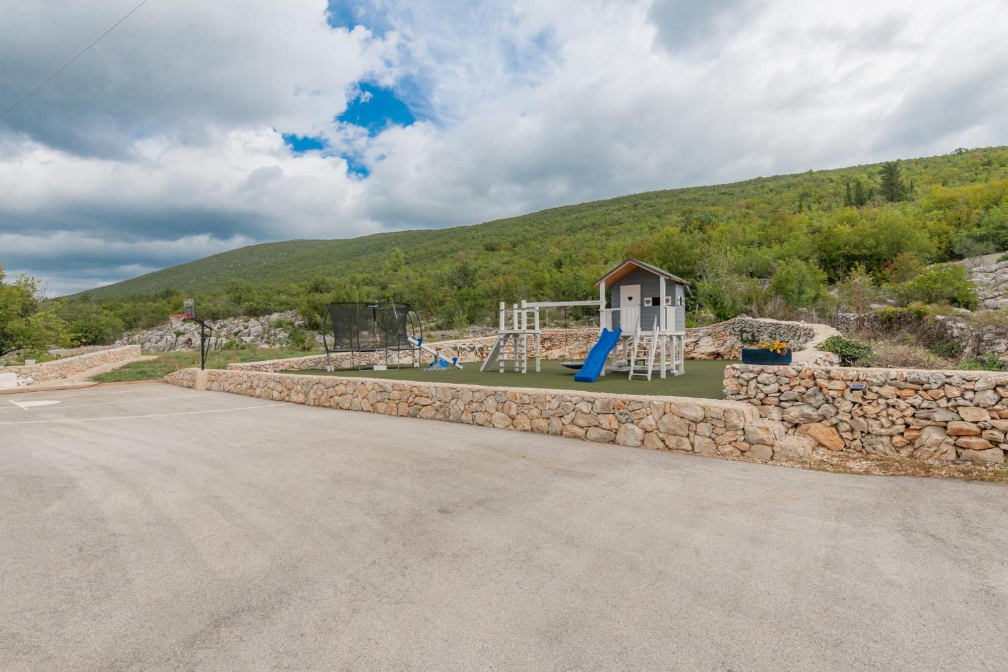 Villa Hill Stars, Makarska- Slivno Slivno  Eksteriør bilde